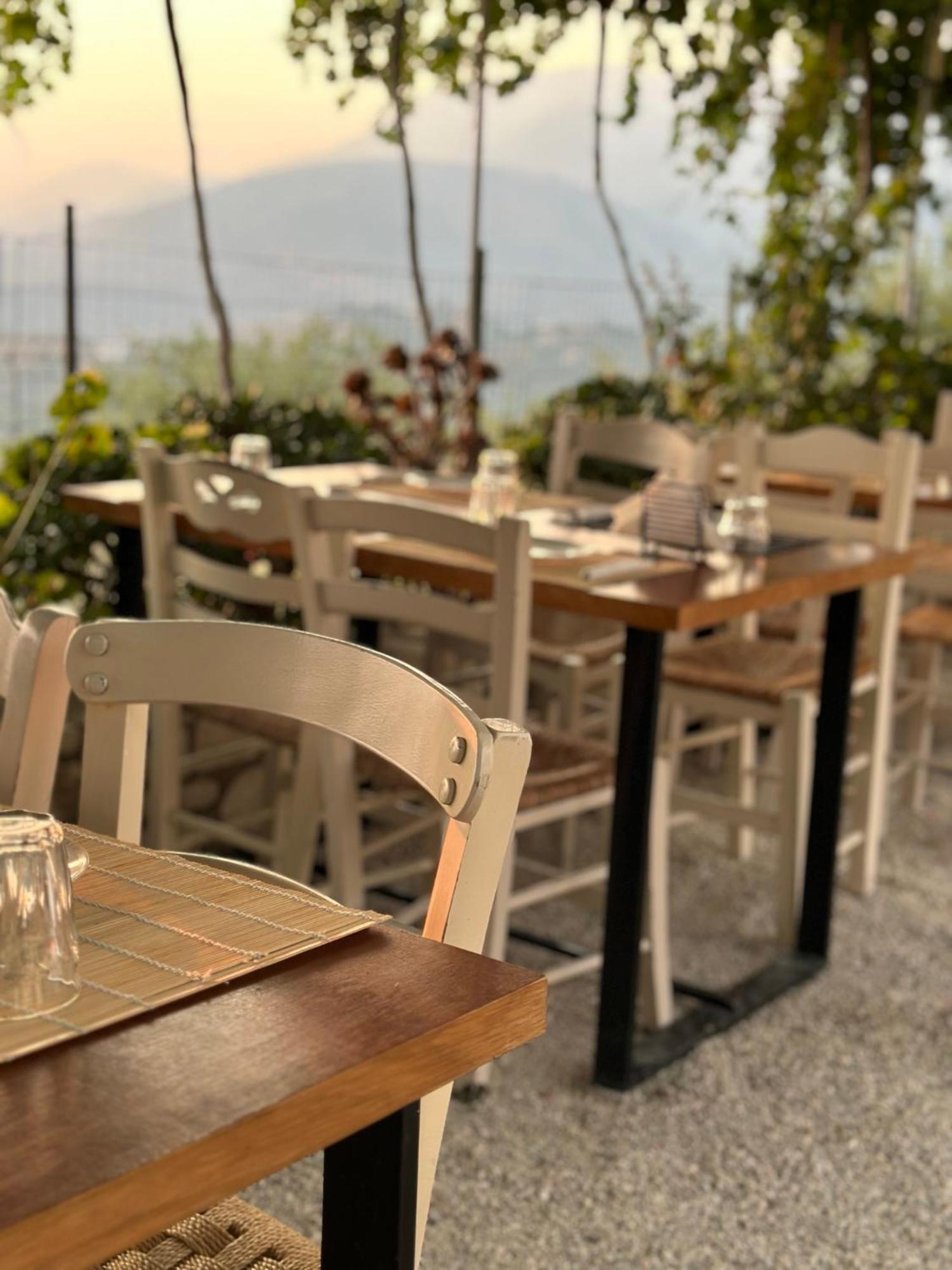 Elea Guesthouse Himare Luaran gambar