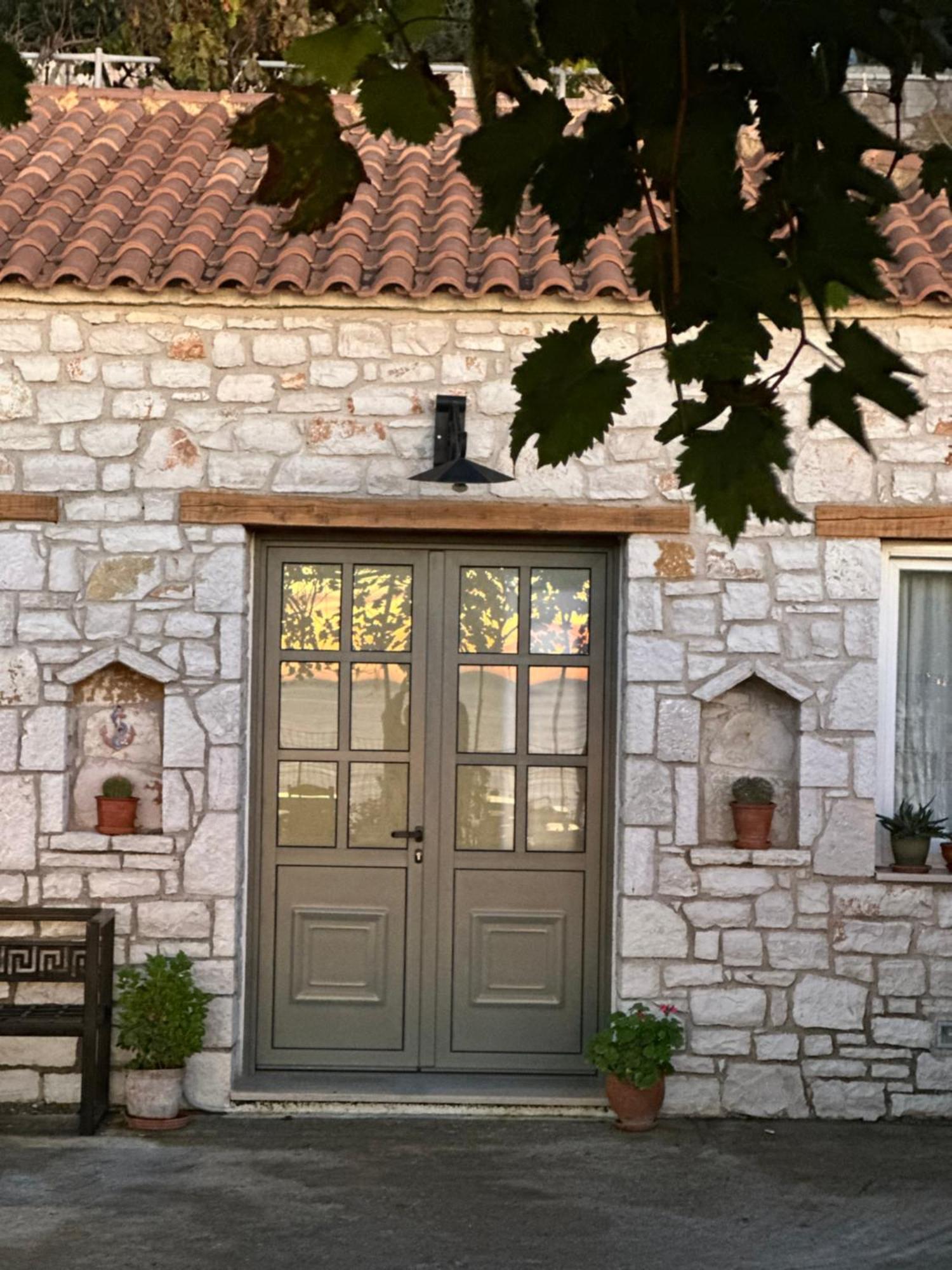 Elea Guesthouse Himare Luaran gambar